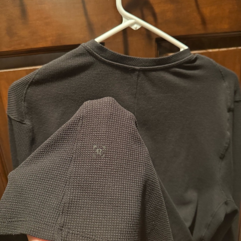 lululemon athletica Men's Black Long-Sleeve Henley